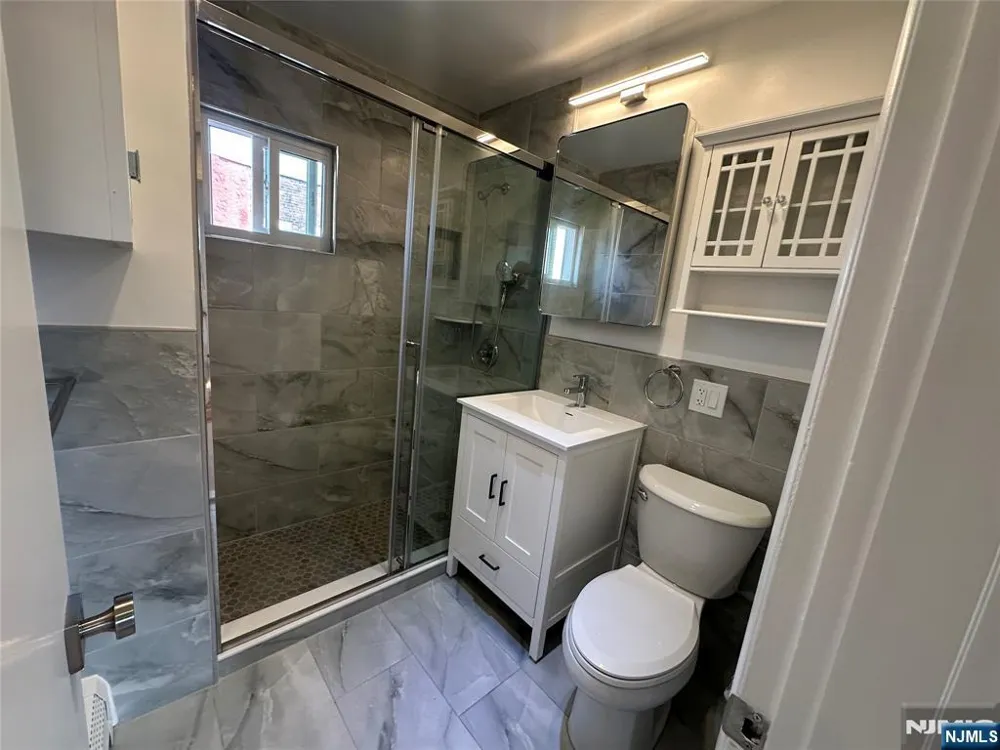 219 Cliff Street 2 Cliffside Park, NJ 07010