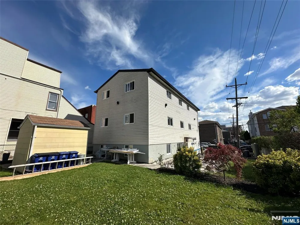 219 Cliff Street 2 Cliffside Park, NJ 07010