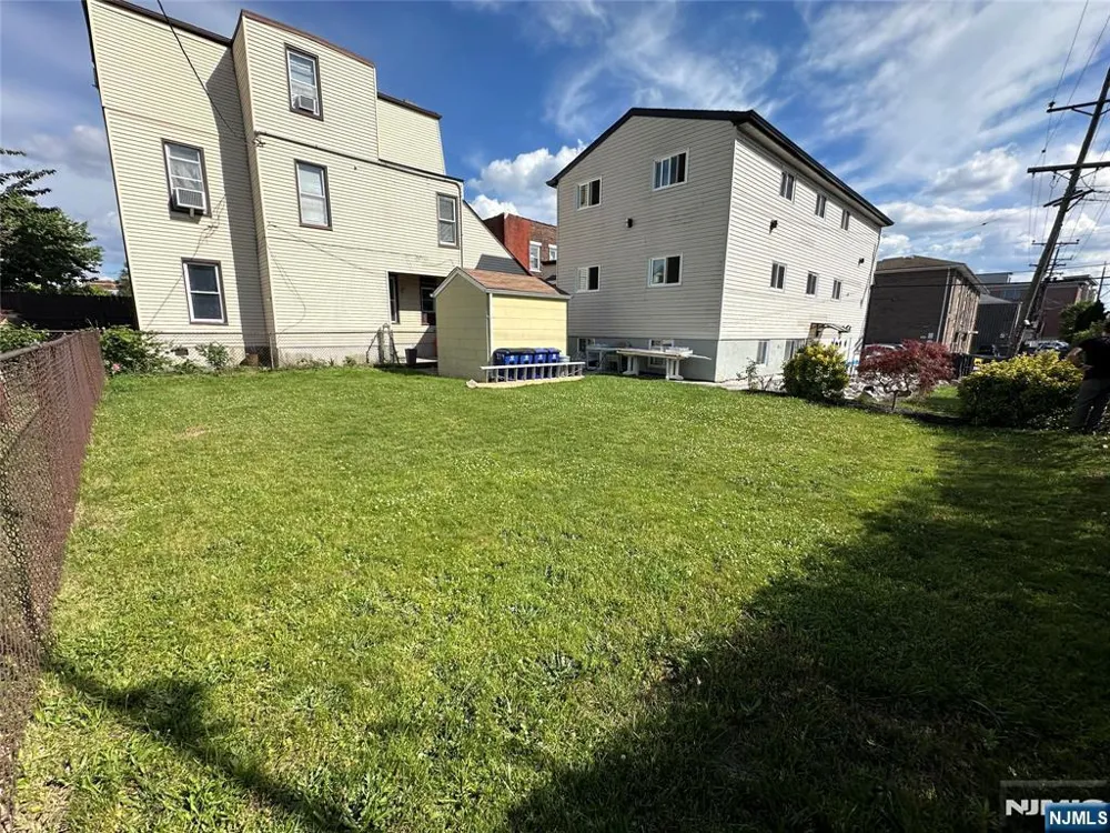 219 Cliff Street 2 Cliffside Park, NJ 07010