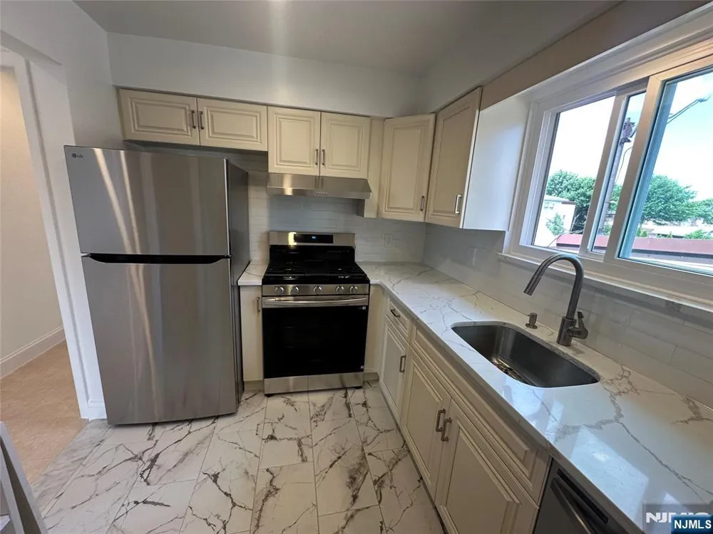 219 Cliff Street 2 Cliffside Park, NJ 07010