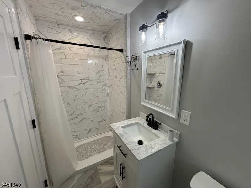 800 Drake Ave Middlesex, NJ 08846