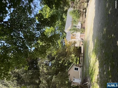 10 Old Stone Church Road