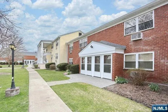 59 Regency Park # 59 Ramsey, NJ 07446