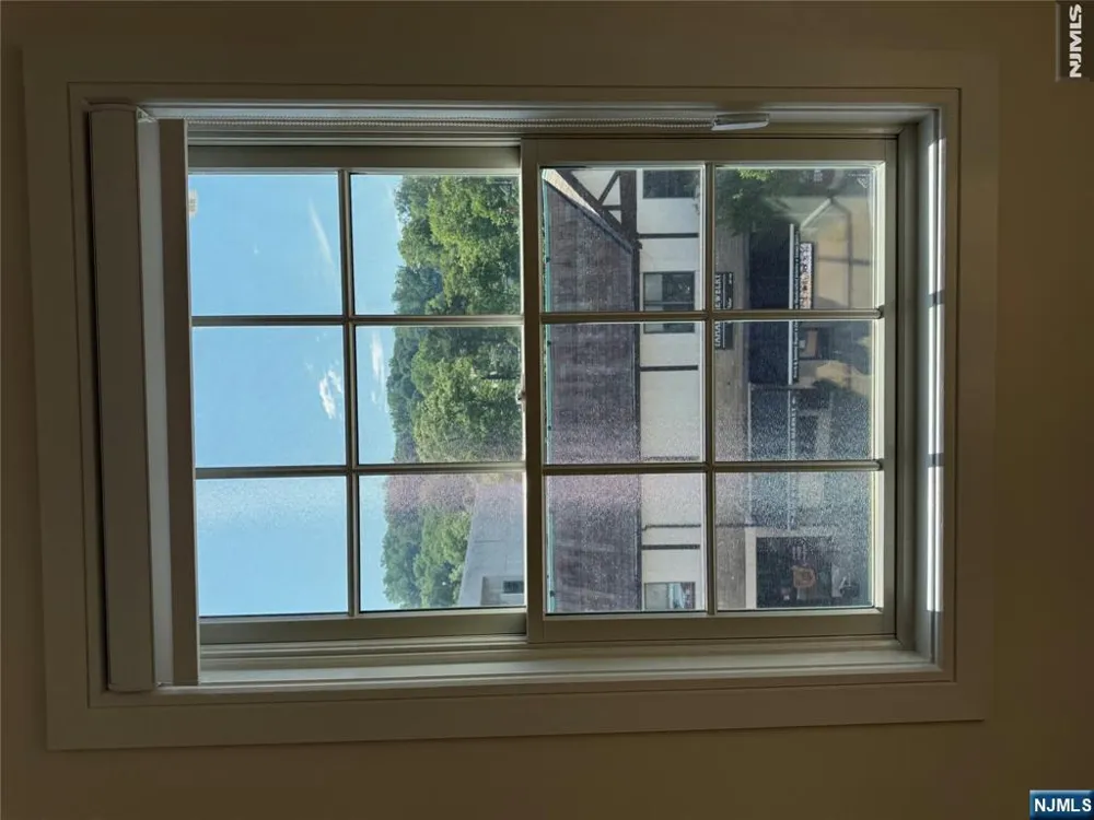 627 Valley Road F Montclair, NJ 07043