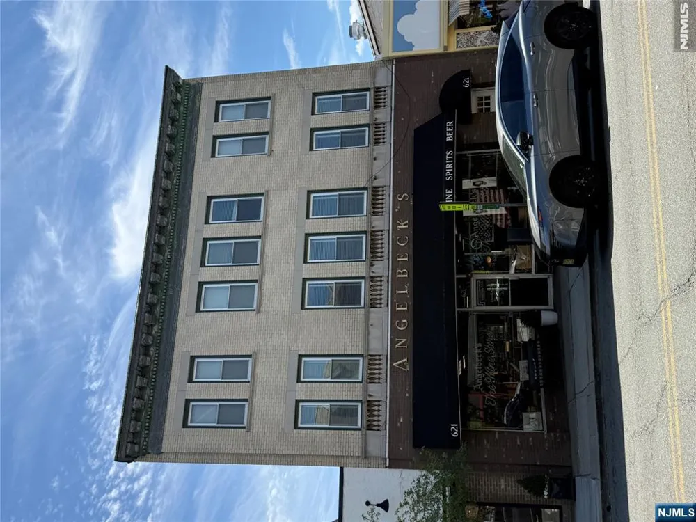 627 Valley Road F Montclair, NJ 07043
