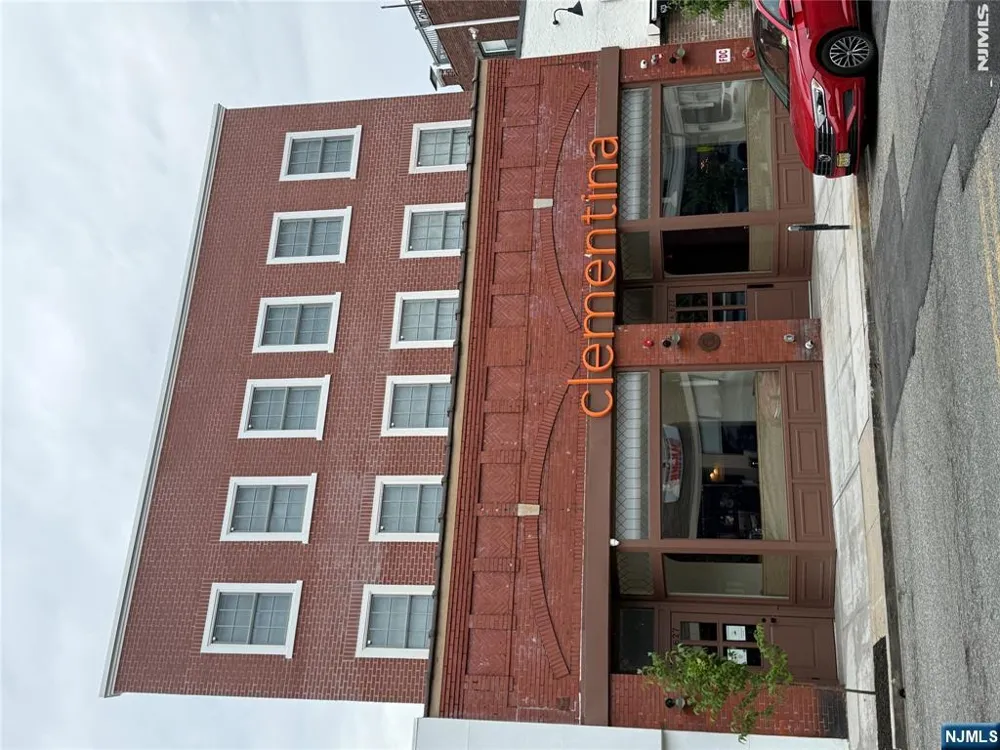 627 Valley Road F Montclair, NJ 07043