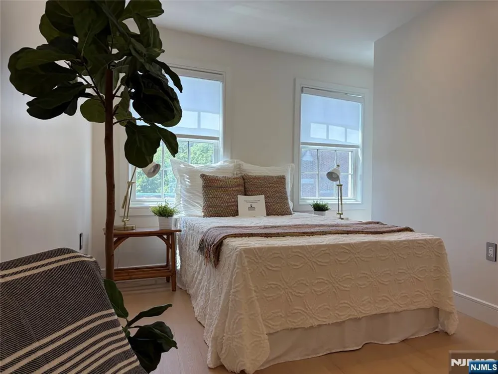 627 Valley Road F Montclair, NJ 07043