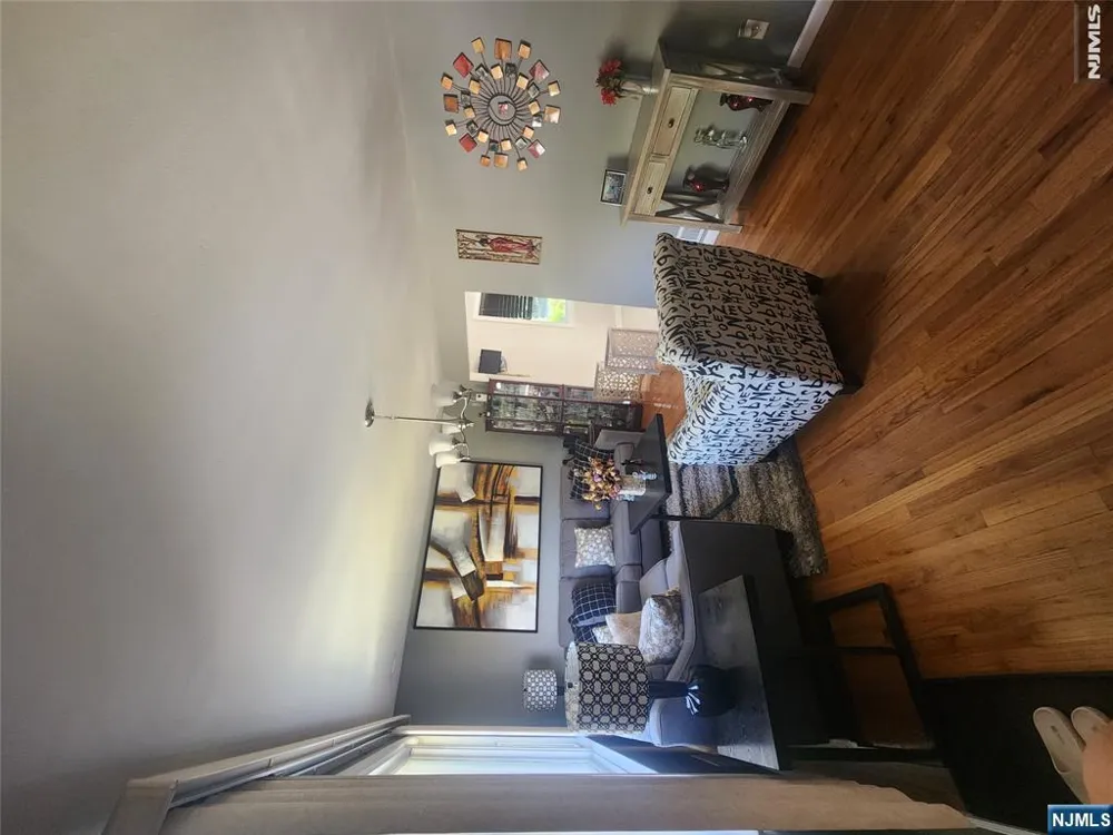 657 Broad Street Clifton, NJ 07013