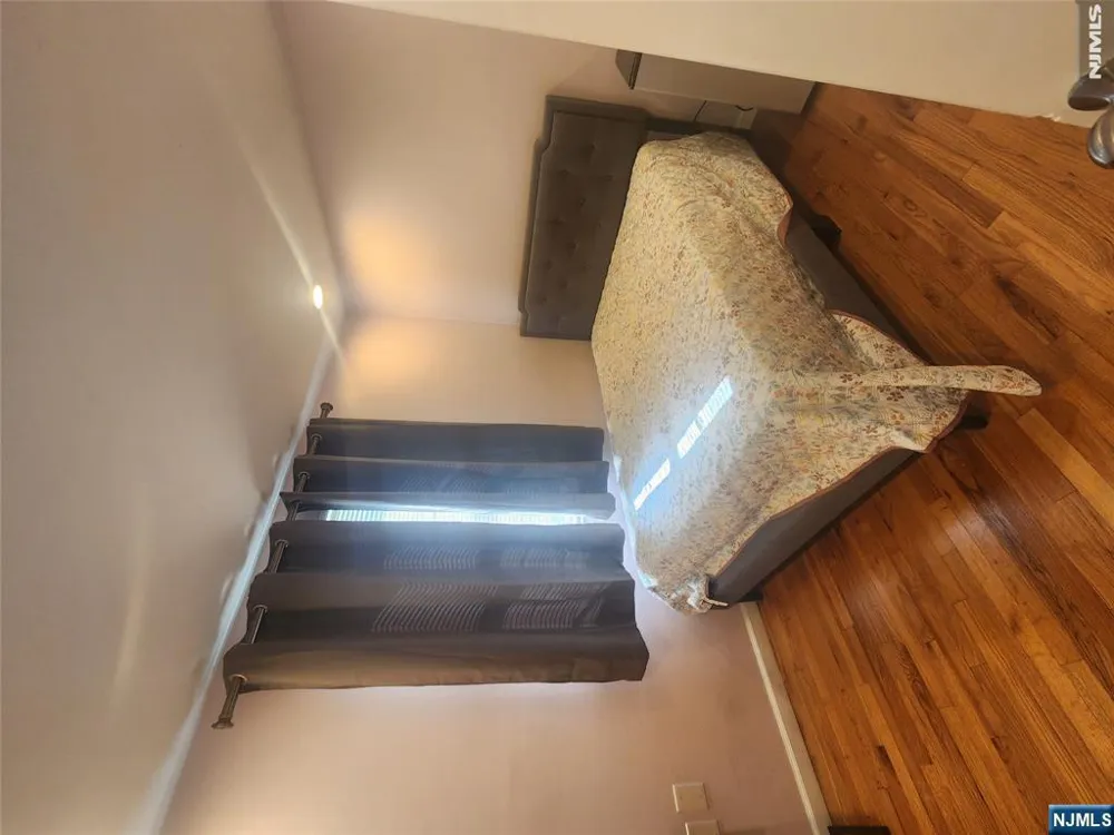 657 Broad Street Clifton, NJ 07013