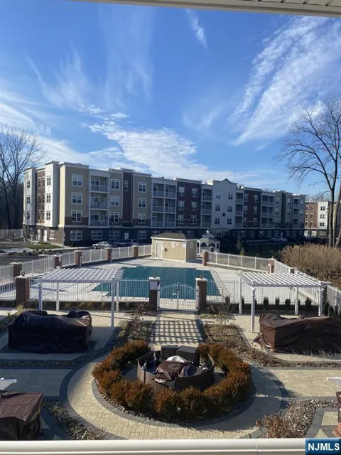 1 Soldier Hill Road 102