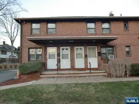482 Broad Avenue #7