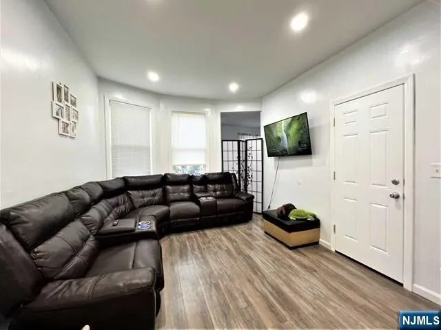45 Rutland Avenue 1 Kearny, NJ 07032