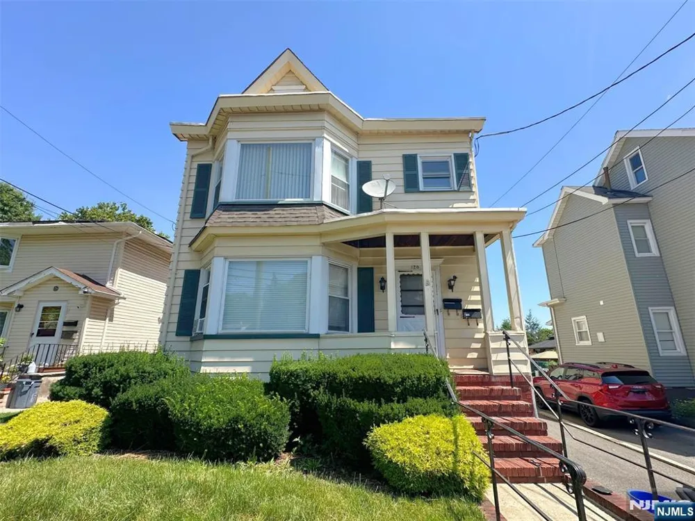120 Fenner Avenue 2 Clifton, NJ 07013