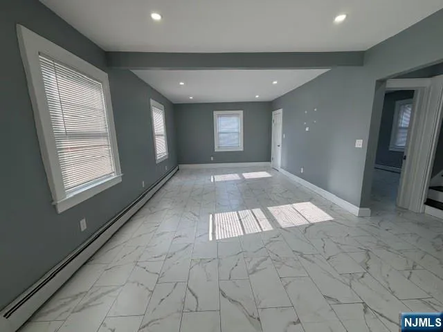 225 E 19th Street 2nd Paterson, NJ 07524