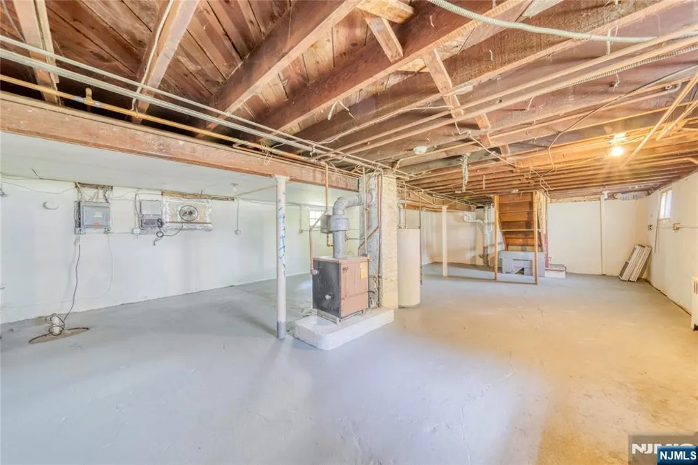 824 Linden Avenue Ridgefield, NJ 07657