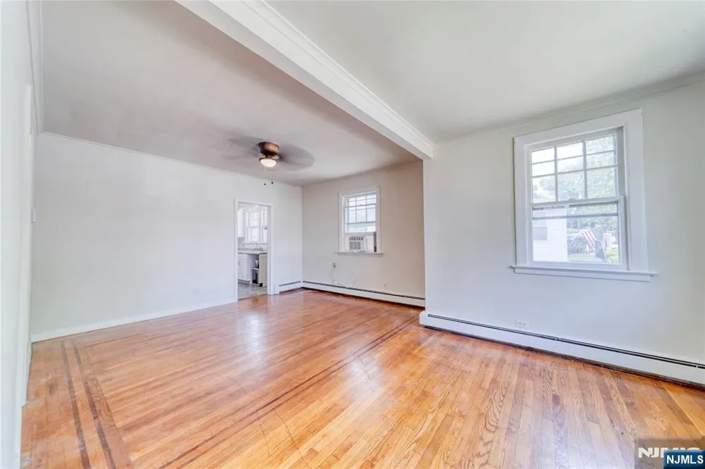 824 Linden Avenue Ridgefield, NJ 07657