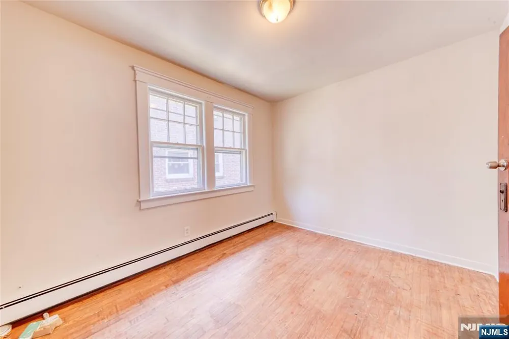 824 Linden Avenue Ridgefield, NJ 07657