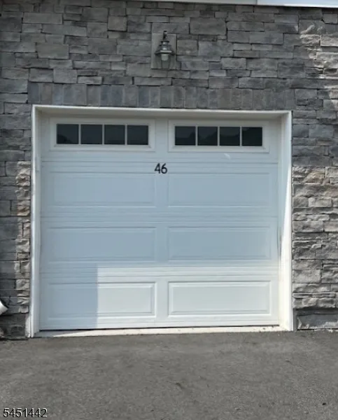 46 Whitney Ave Morris Plains, NJ 07950