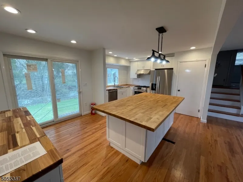 70 Beverly Rd #1 Unit 1 Bloomfield, NJ 07003