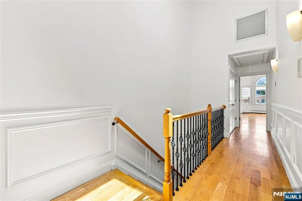 215 4th Street A Palisades Park, NJ 07650