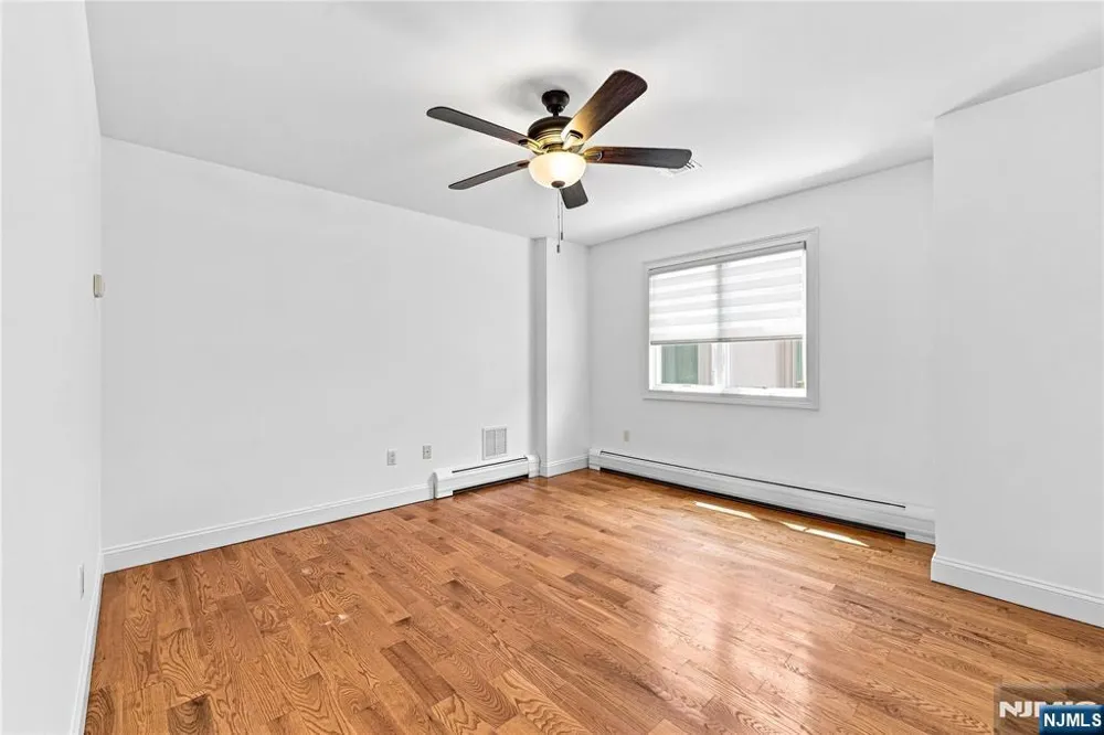 215 4th Street A Palisades Park, NJ 07650