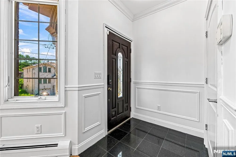 215 4th Street A Palisades Park, NJ 07650