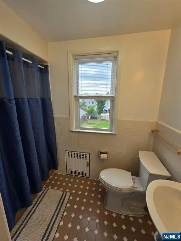 166 Carmita Avenue 2 Rutherford, NJ 07070