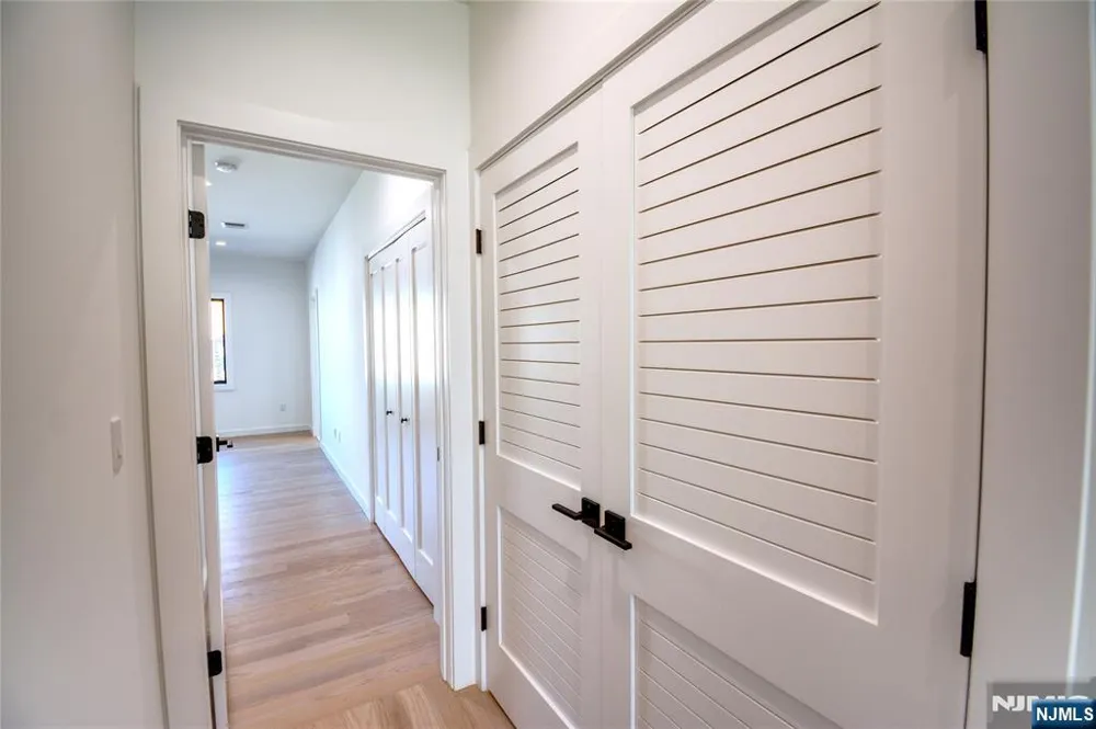 35 Henry Avenue 2nd Floor Palisades Park, NJ 07650