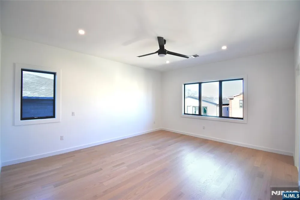 35 Henry Avenue 2nd Floor Palisades Park, NJ 07650