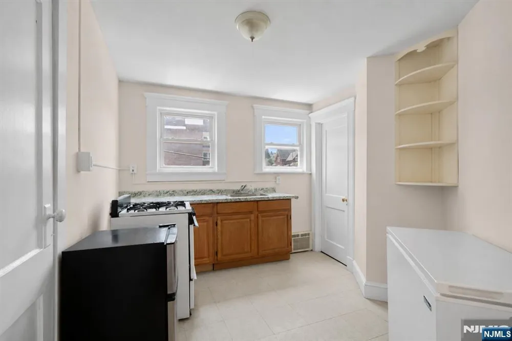 12 Sylvan Street Rutherford, NJ 07070
