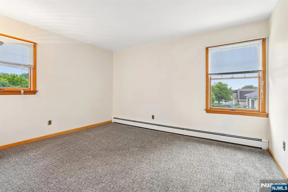 488 Cedar Lane Paramus, NJ 07652