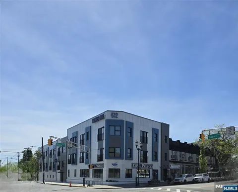 512 Kearny Avenue 303