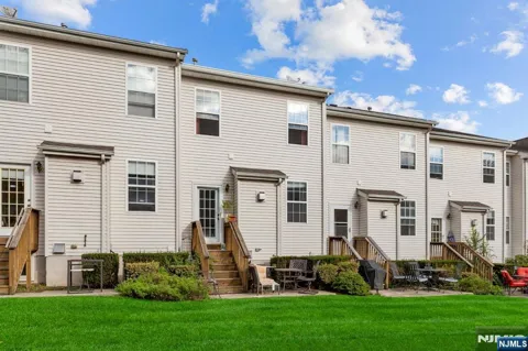 567 Coventry Drive