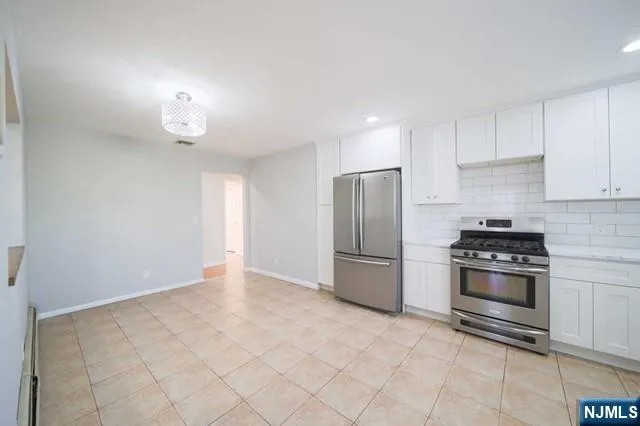 830 Elizabeth Street 2 Ridgefield, NJ 07657