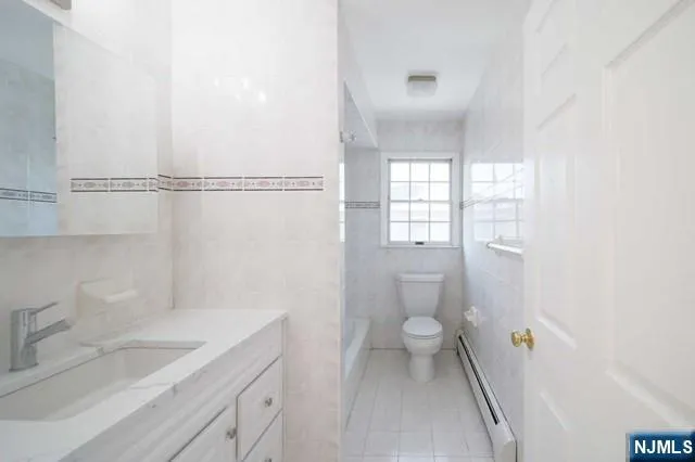 830 Elizabeth Street 2 Ridgefield, NJ 07657