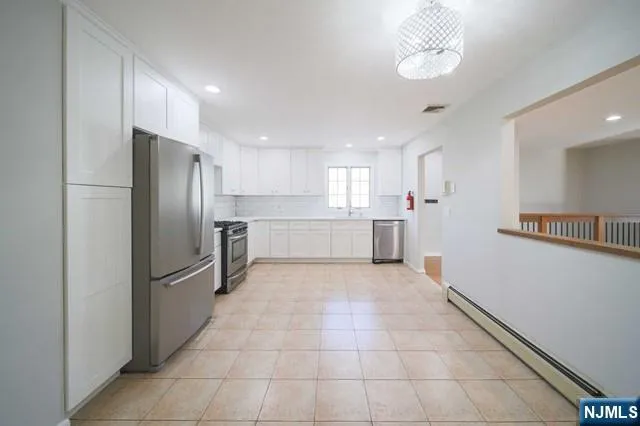830 Elizabeth Street 2 Ridgefield, NJ 07657