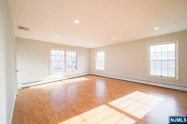 830 Elizabeth Street 2 Ridgefield, NJ 07657