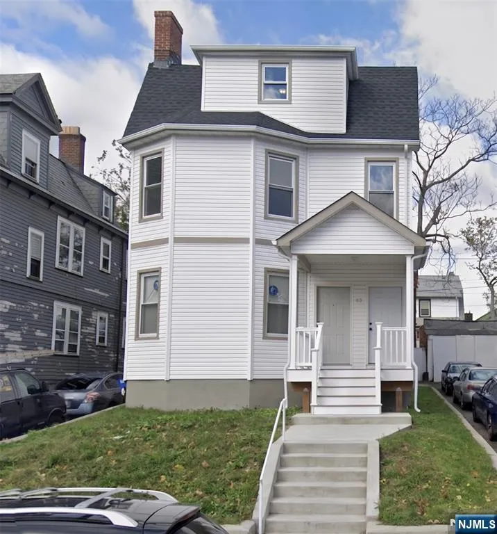 83 Arsdale Terrace 1 East Orange, NJ 07018