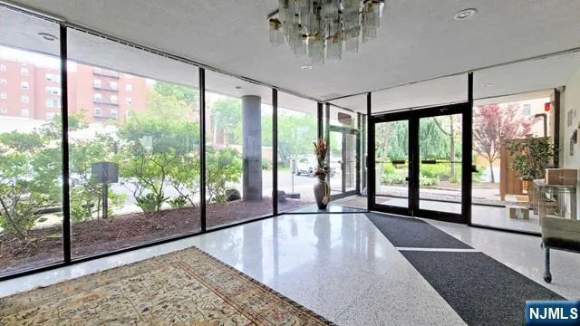 2348 Linwood Avenue 4M Fort Lee, NJ 07024