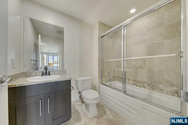 29 1st Street 505 Hackensack, NJ 07601