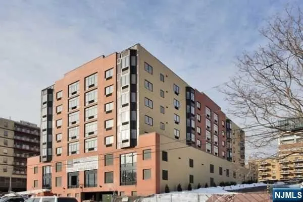 29 1st Street 505 Hackensack, NJ 07601