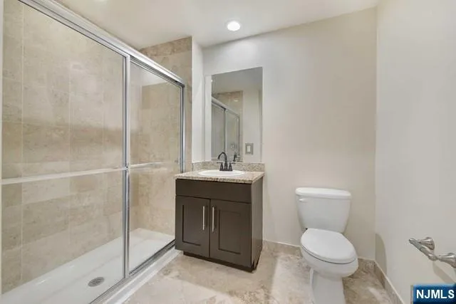 29 1st Street 505 Hackensack, NJ 07601