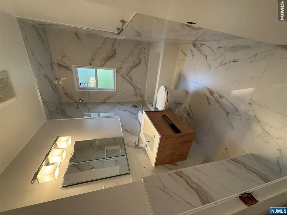 87 Boll Street 2 Clifton, NJ 07014