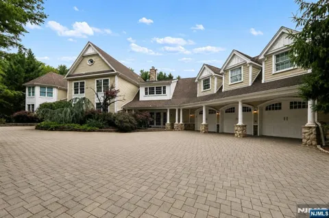 122 Helen Court