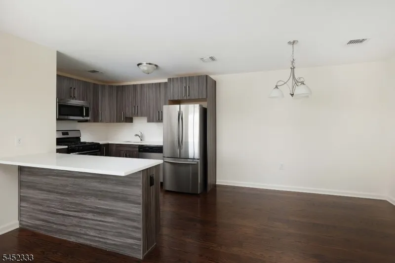 1400 Saint Georges Ave #306 Unit 306 Woodbridge, NJ 07001