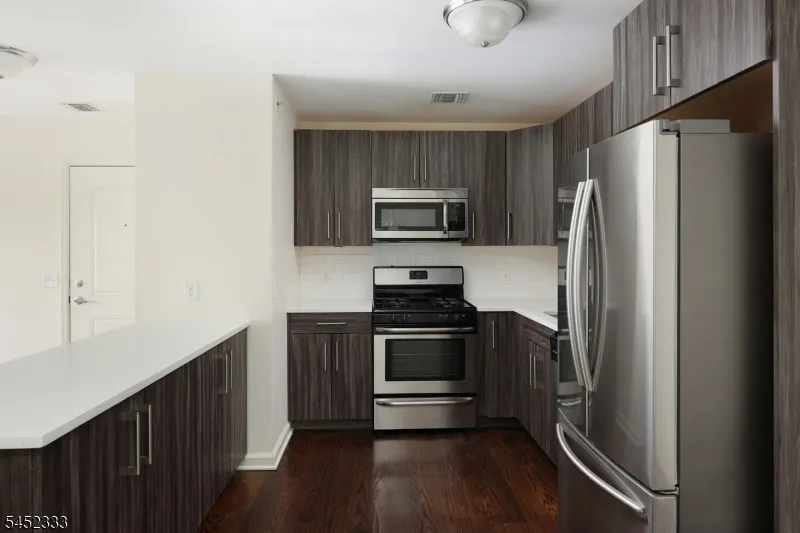1400 Saint Georges Ave #306 Unit 306 Woodbridge, NJ 07001