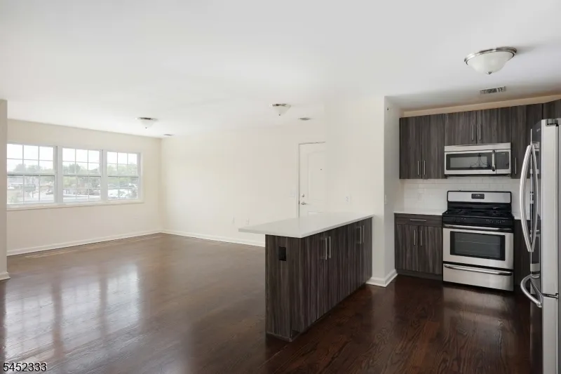 1400 Saint Georges Ave #306 Unit 306 Woodbridge, NJ 07001