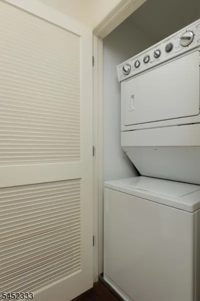 1400 Saint Georges Ave #306 Unit 306 Woodbridge, NJ 07001