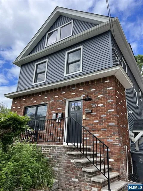 243 Liberty Road 1 st Floor