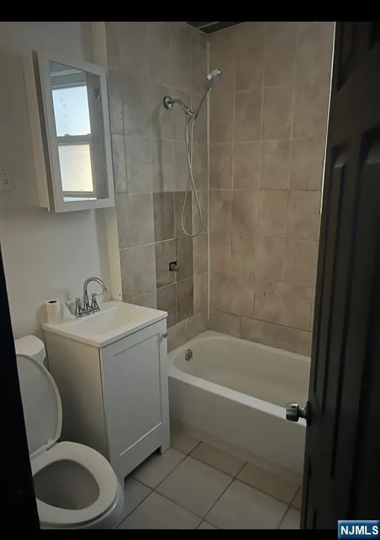 192-194 Vermont Avenue Newark, NJ 07106